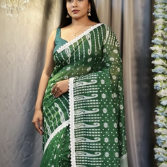 SAREEN Green Jamdani Saree with White Lace Border – Handloom Grace