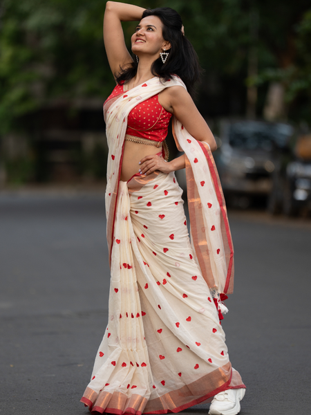 SAREEN Cream Mal Cotton Saree with Red Heart Butti & Copper Border