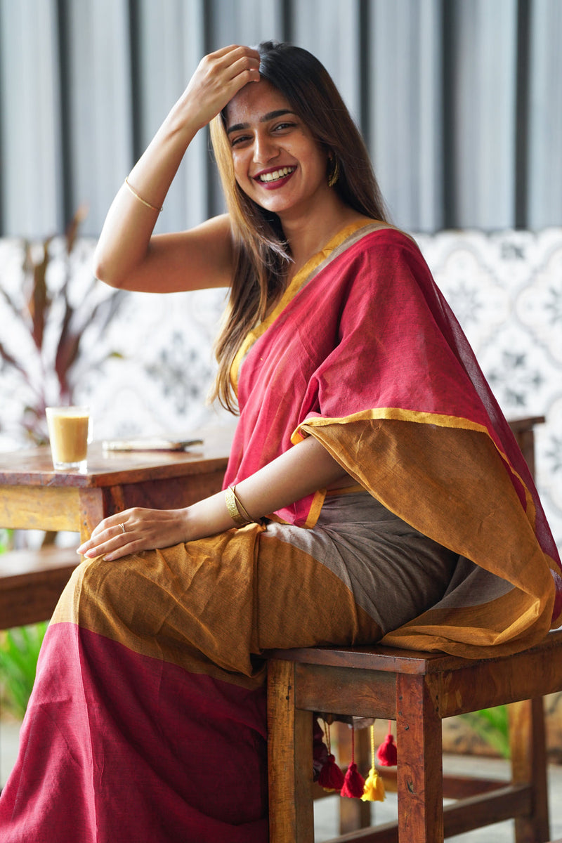 SAREEN Vibrant Multicolor Ombre Mal Cotton Saree with Rainbow Flow Pallu