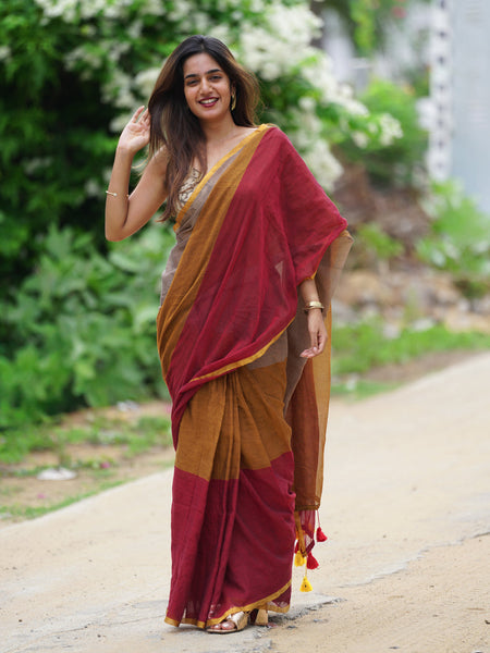 SAREEN Vibrant Multicolor Ombre Mal Cotton Saree with Rainbow Flow Pallu