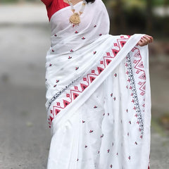 SAREEN Elegant White Floral Embroidered Mal Cotton Saree with Tassel Pallu